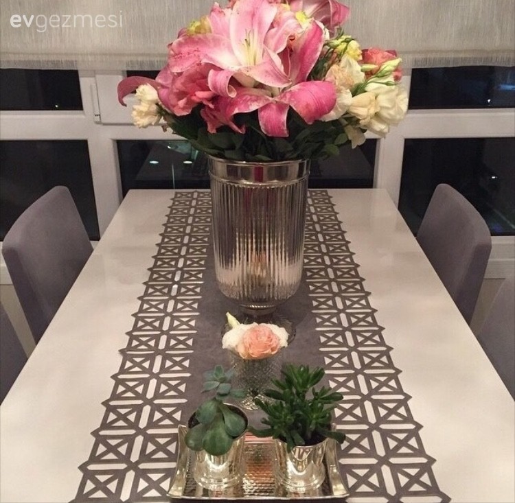 Dekoratif Objeler, Mutfak masası