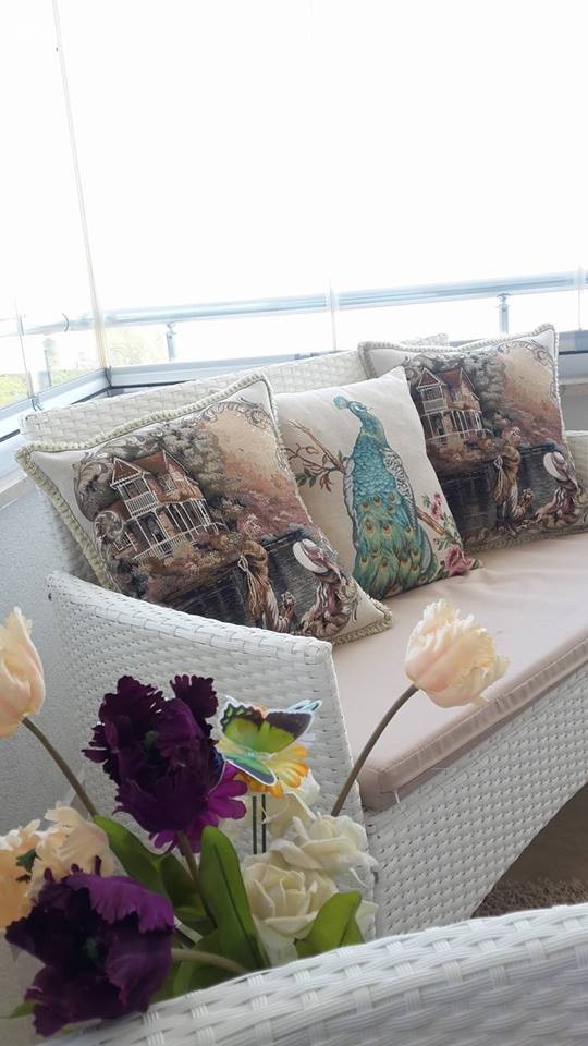 Ecenur hanımın klasik stilde, şık ve keyifli evi..