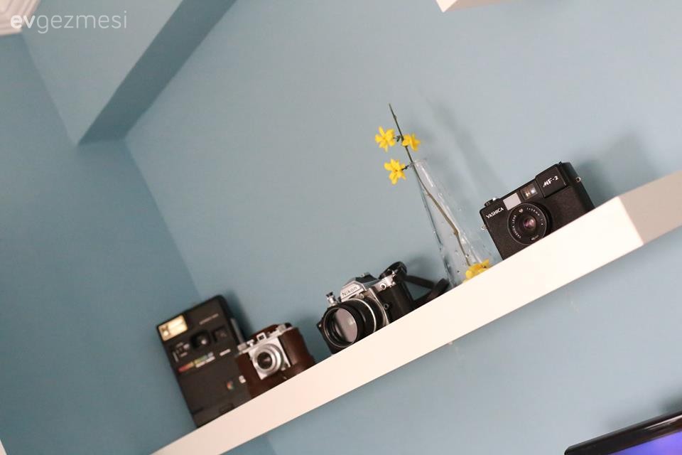 Halime hanımın dingin ve renkli bir havası olan, kimlik sahibi evi..