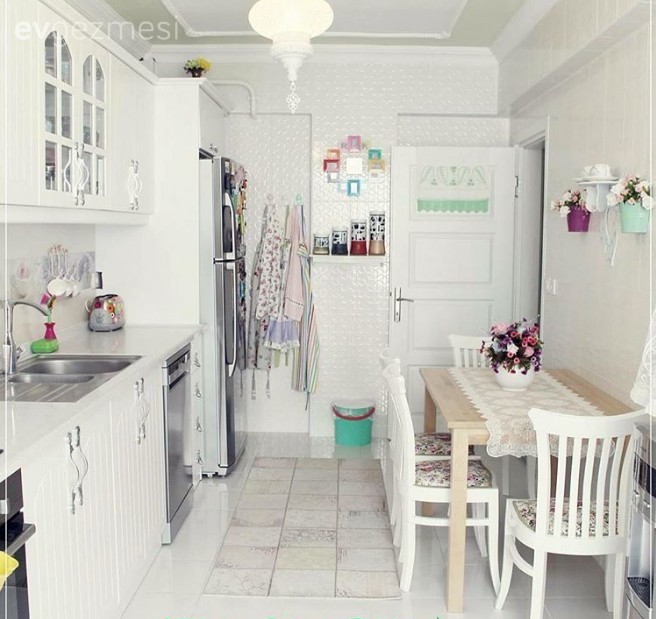 Mutfak, Mutfak masası