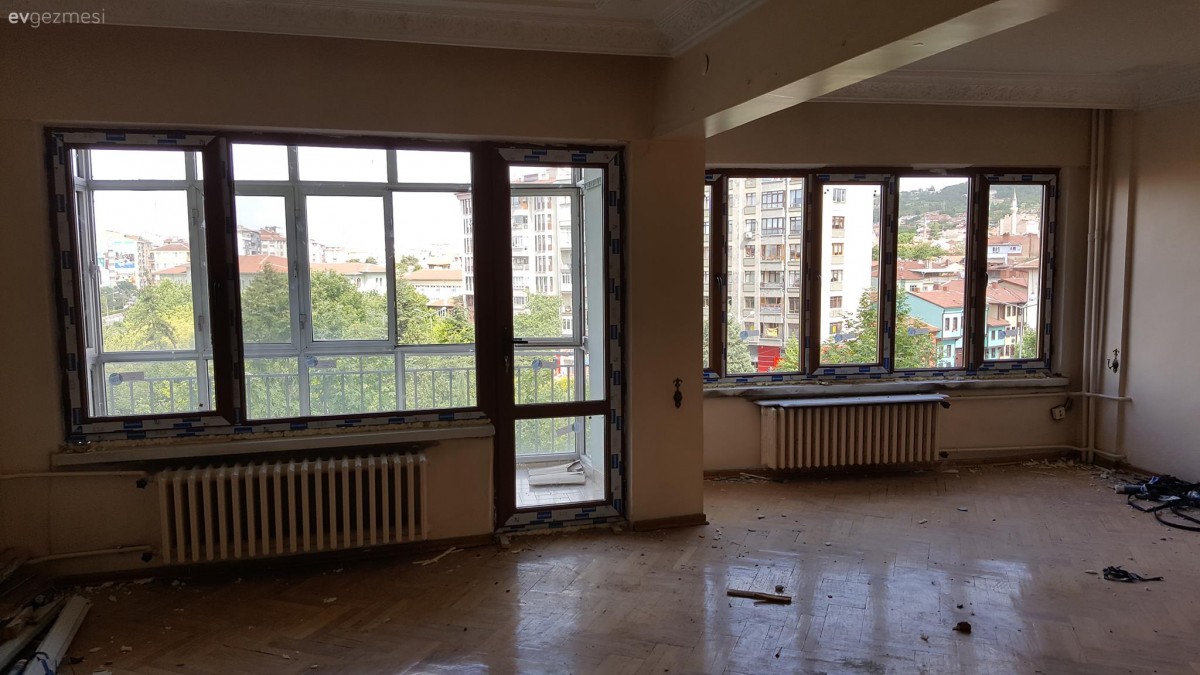 Komple tadilat sonrası kullanışlı ve şık: Hatice hanımın evi..