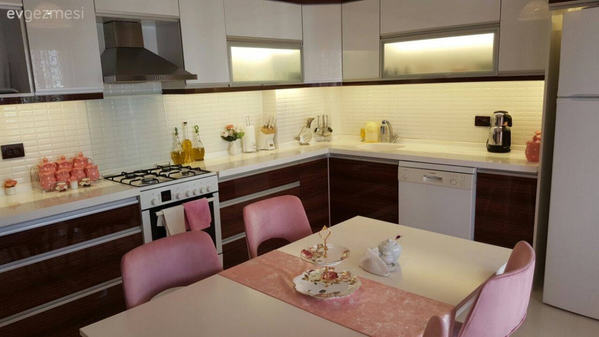 25 yıllık tayin hayatı sonrası kurulu düzen: Oya hanımın keyifli evi..