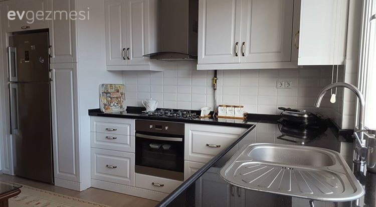 Emine hanımın nostaljik bir ruhu olan evi..