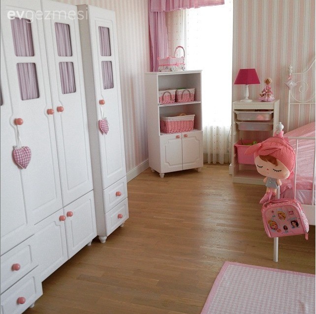 Aygün Hanım'ın Antik ve Country Stilinde Tarz Sahibi Evi