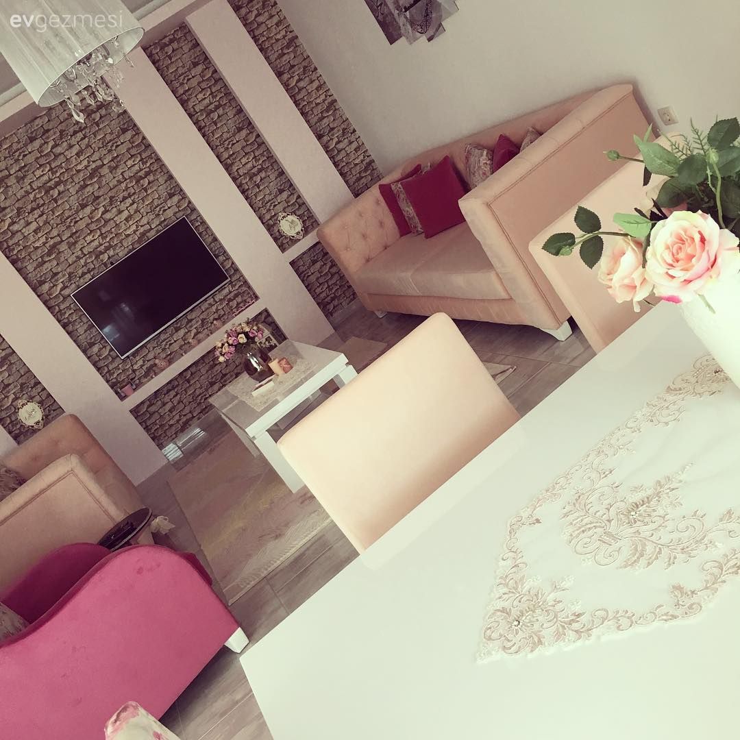 Chesterfield, Duvar Nişleri, Pembe, Salon, Taş duvar, Yemek Odası