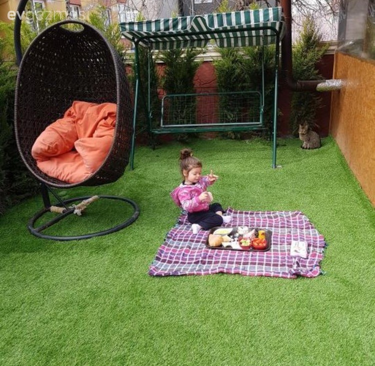 Bahçe, Küçük Ev, Salıncak