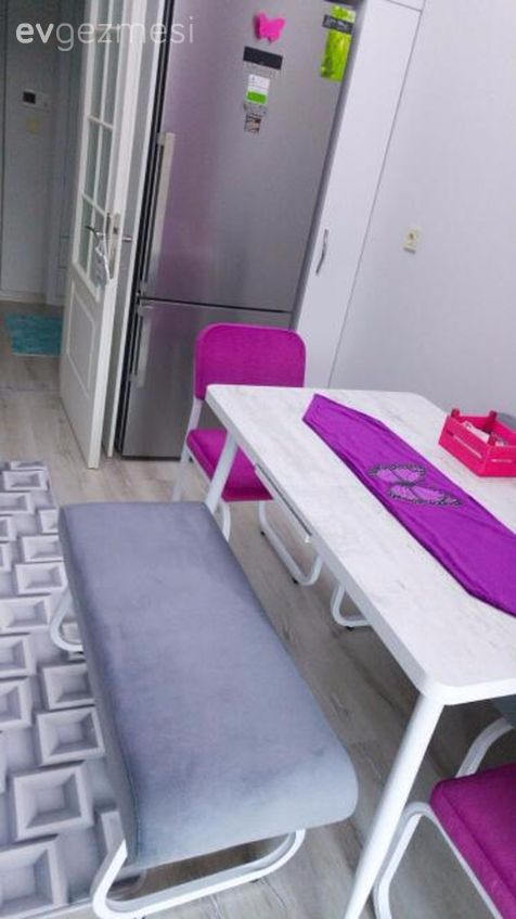 Mor, Gri, Mutfak masası, Mutfak