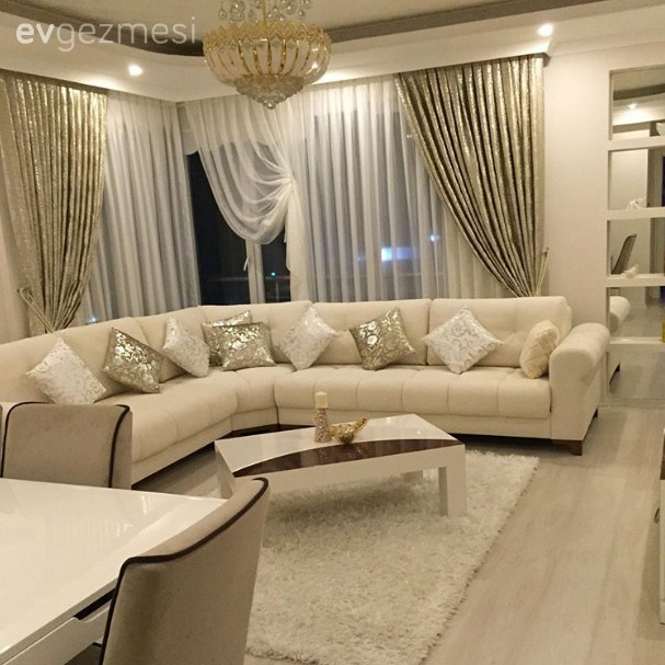 Şıklığın ve rahatlığın bir araya geldiği göz alıcı bir dekor..