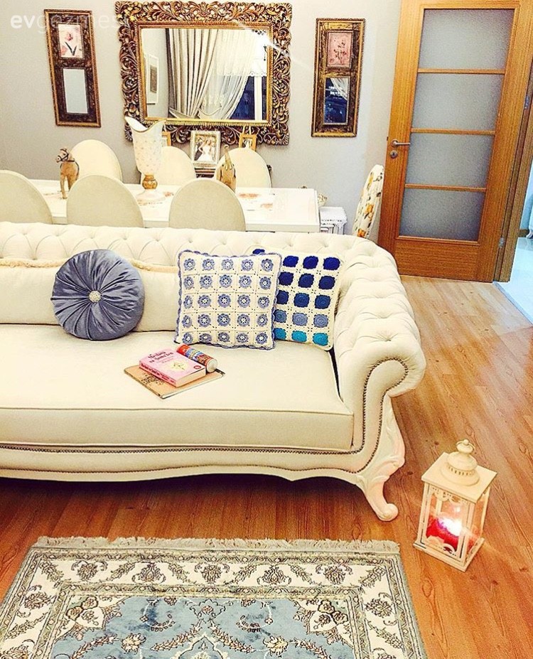 Nesrin hanımın klasik stilde, göz alıcı evi..