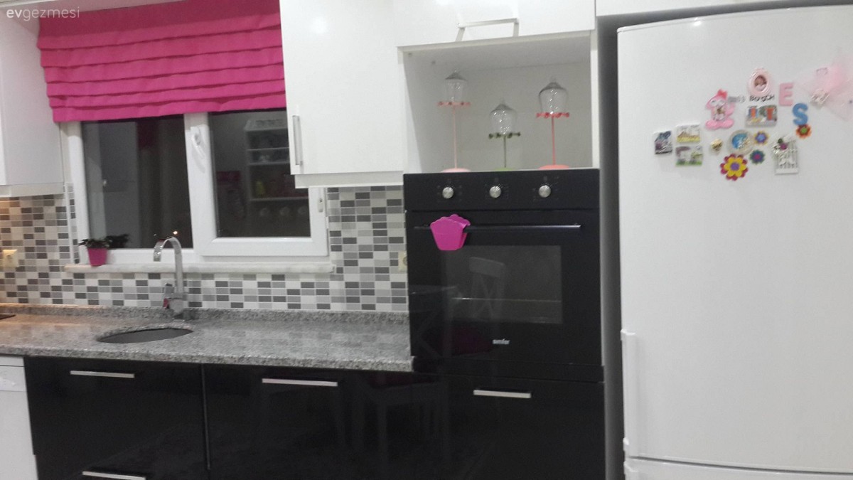 Mutfak, Pembe, Perde