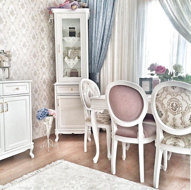 İrem hanımın yumuşak tonlarda country stil esintili evi..