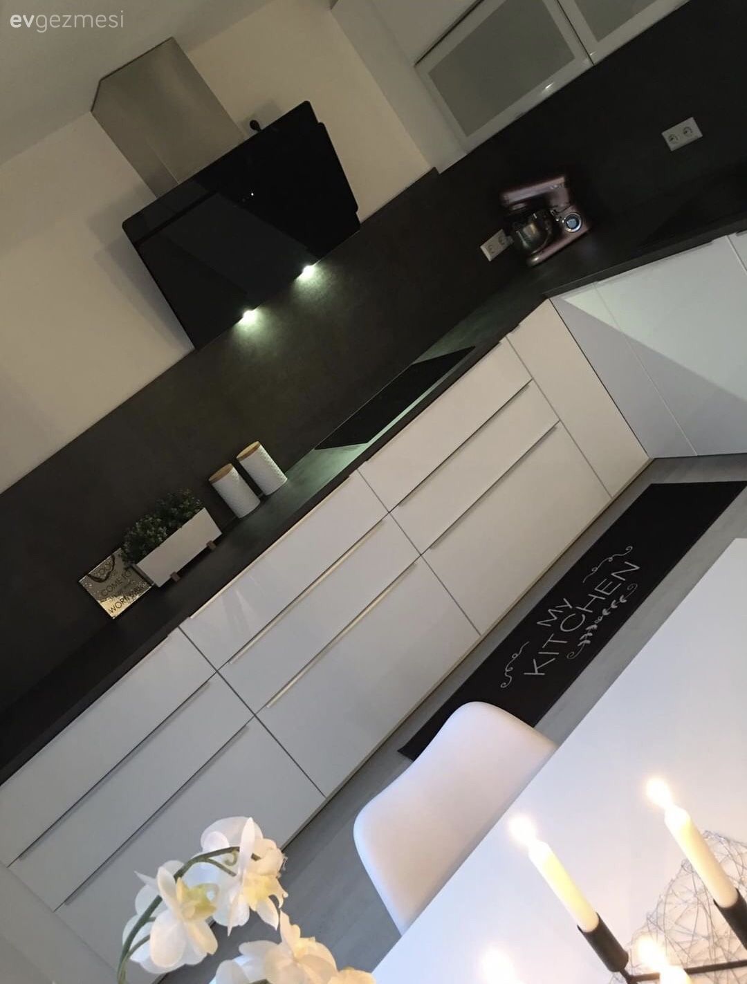 Modern mutfak, Kulpsuz mutfak dolabı, Beyaz mutfak, Ankastre, Cam Ankastre, Mutfak, Çatı katı