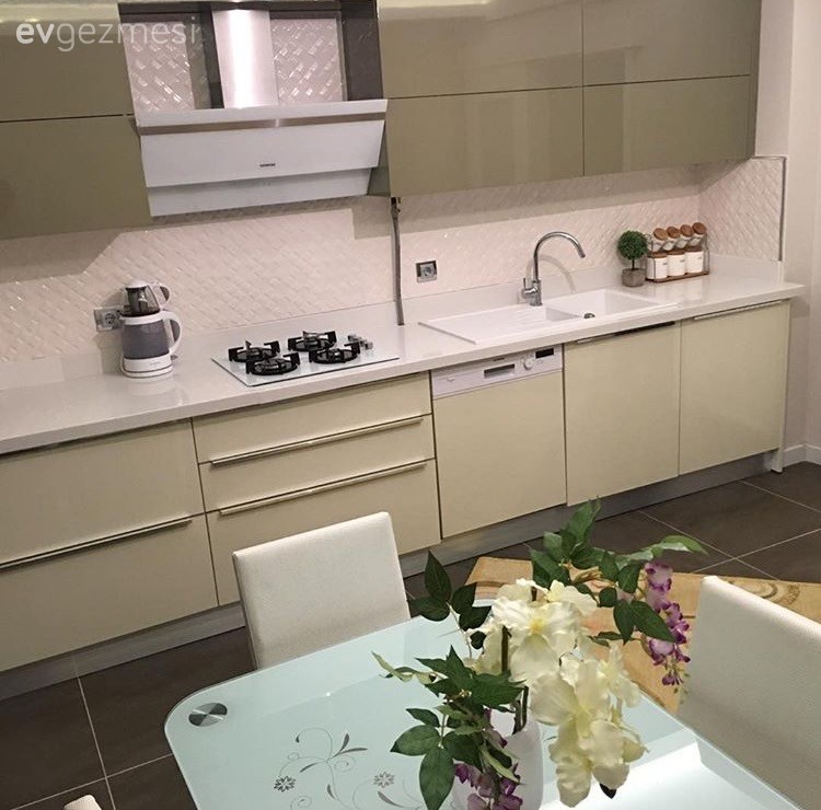 Klasik ve modernin harmanı, göz alıcı bir ev: Meltem hanımın evi..