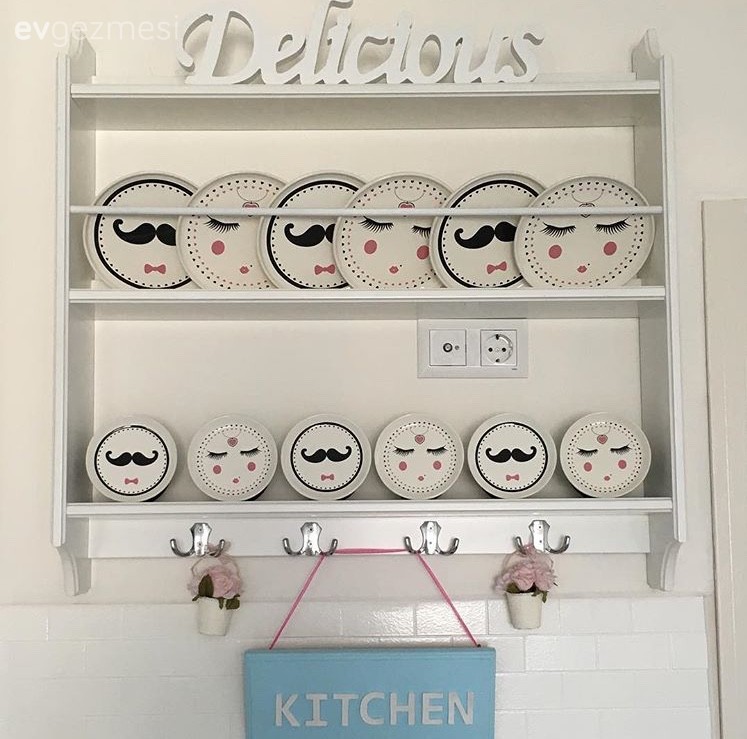 Burcu hanımın bol emekle dönüşen, serin renklerde dingin ve şık evi..