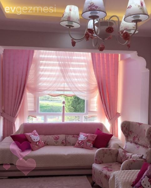 İlknur hanımın pembe hakimiyetinde cıvıl cıvıl evi..