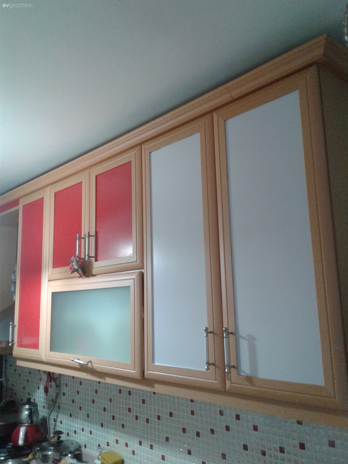 Mutfak dolaplarimi folyoladim..eskisimi yenisimi??