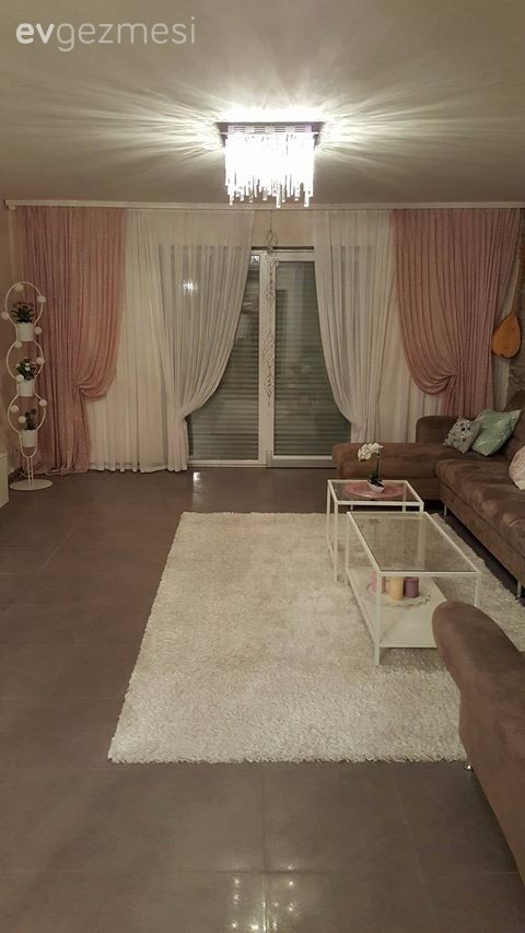 Halı, Kahverengi, Pembe, Perde, Salon