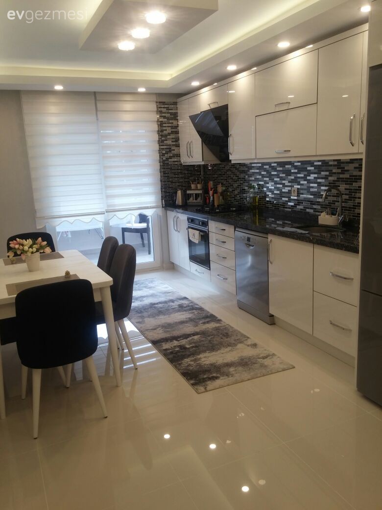 Cansu hanımın klasik stilde, şık ve huzurlu evi..