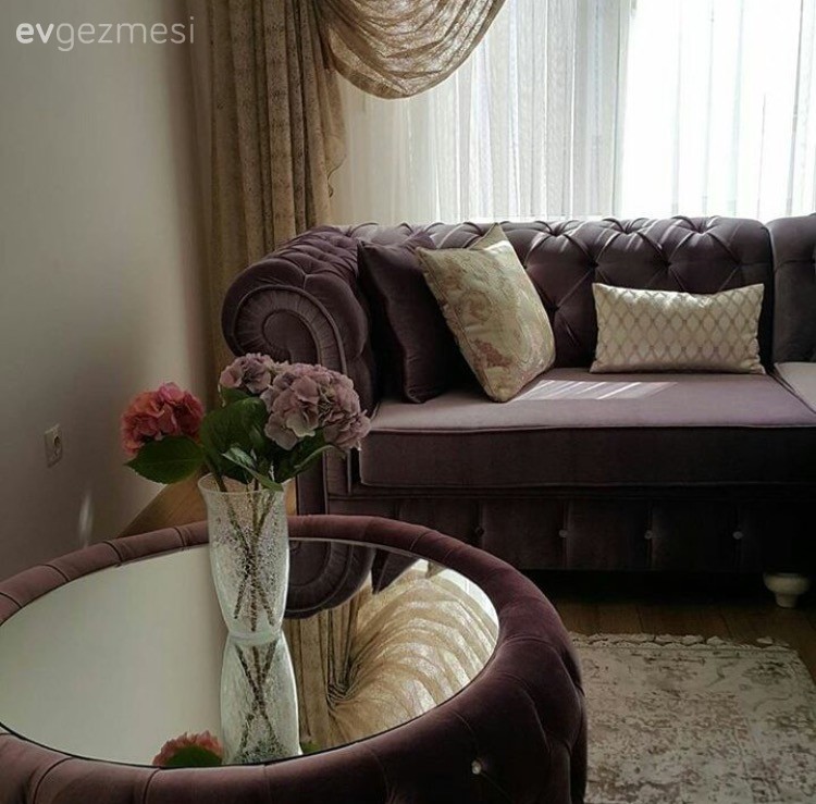 Zeynep hanımın klasik stilde, zamansız ve şık evi..