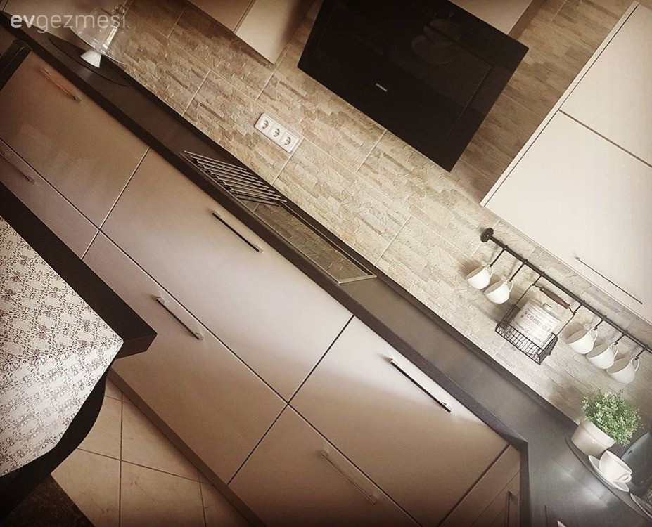 Modern stilde, sıcak ve şık bir ev..