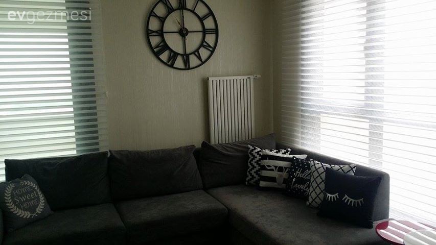 Gri, Köşe koltuk, Oturma Odası, Duvar saati