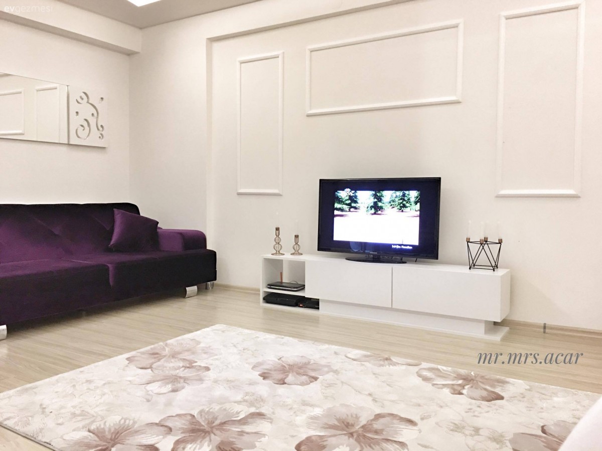 Duvar dekorasyonu, Halı, Mor, Salon, Tv ünitesi