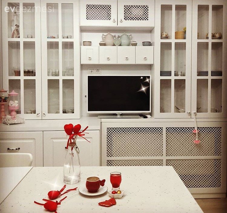 İmren hanımın zarif mutfağı ve şık banyosu..