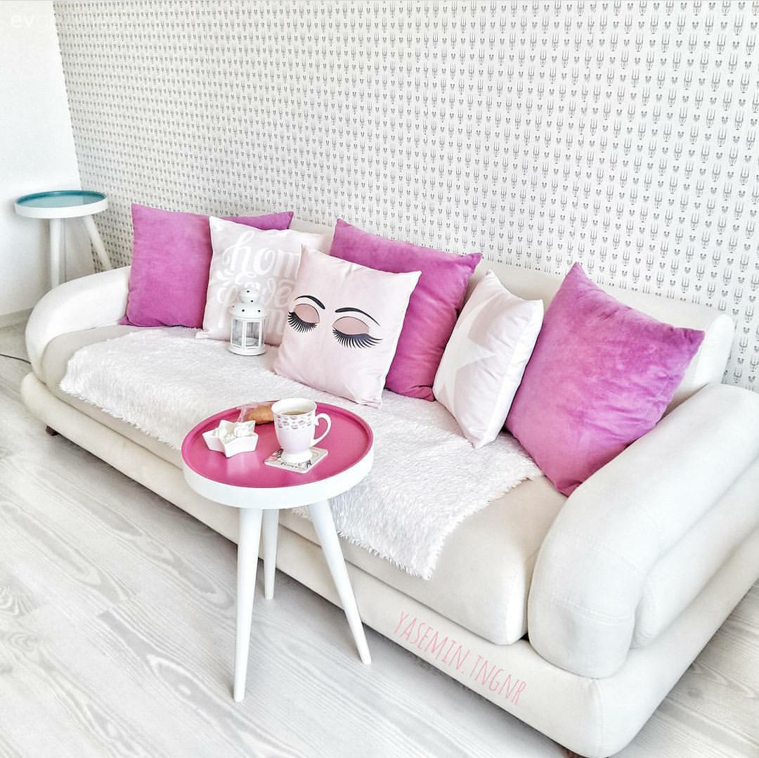 Oturma odamın duvarı için fikir ❤