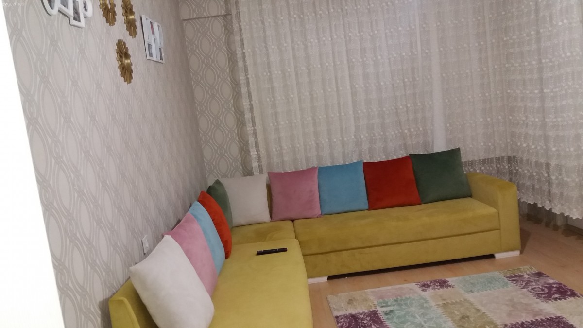 Oturma odamla ilgili fikirlerinizi bekliyorum neler yapabilirim...