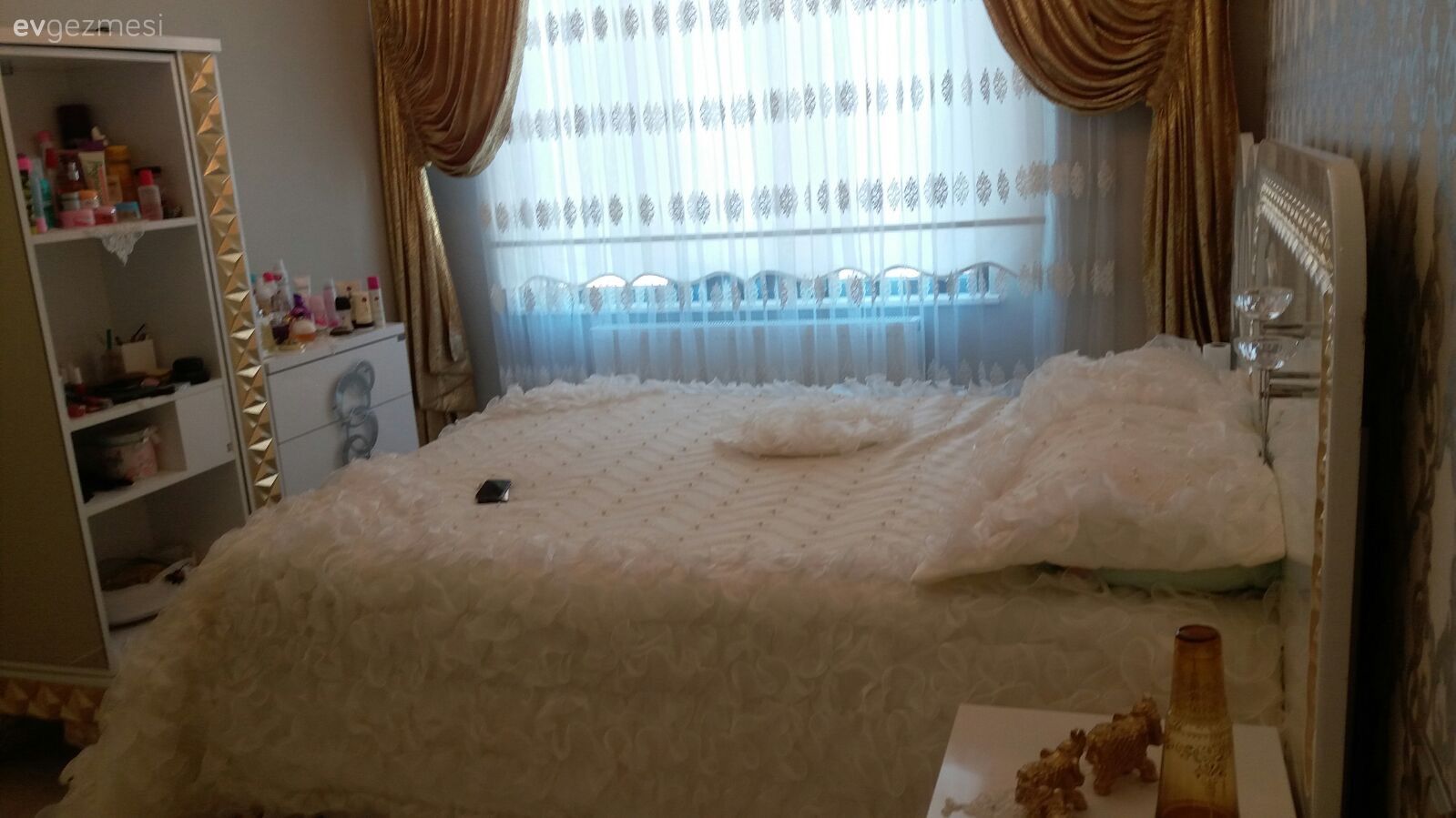 Yatak Odası, Yatak örtüsü