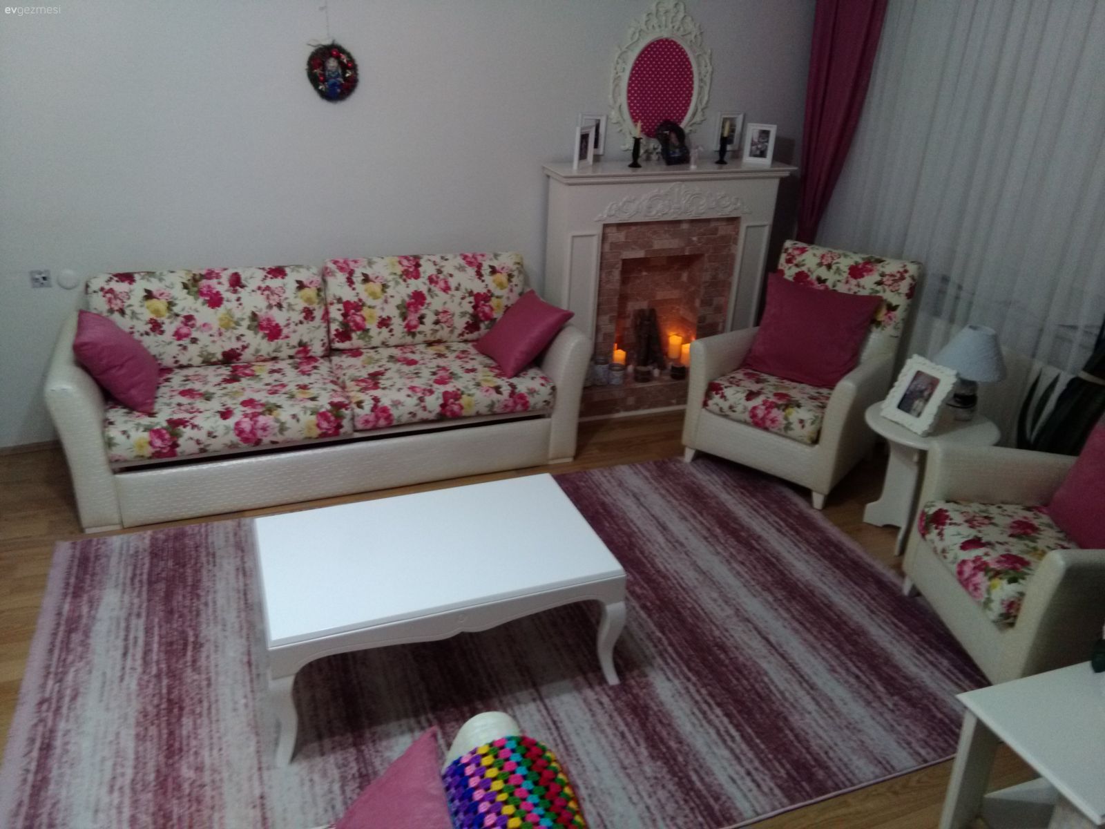 Salonum ve oturma odam önerilerinizi yorumlarınızı bekliyorum