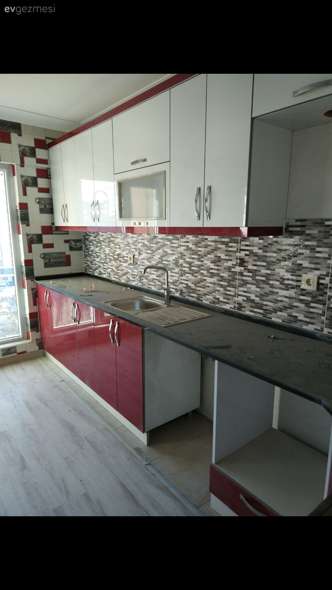 Mutfak çok mu detaylı göze batıyor?  Yardım eder misiniz?