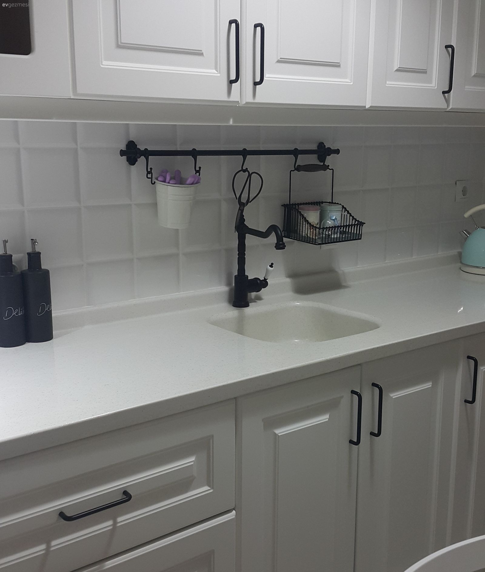 Öncesi ve sonrasılya yenilenen mutfağım ??