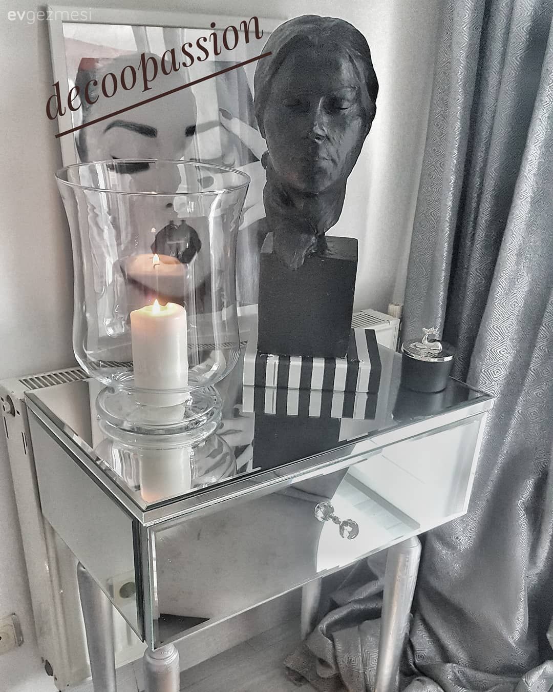 Filiz Hanım’ın Farklı Renk ve Aksesuar Kullanımıyla Yenilenen Evi