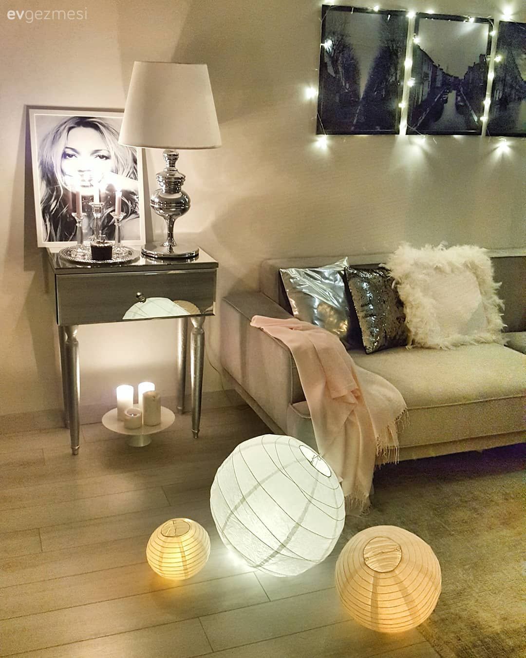 Filiz Hanım’ın Farklı Renk ve Aksesuar Kullanımıyla Yenilenen Evi