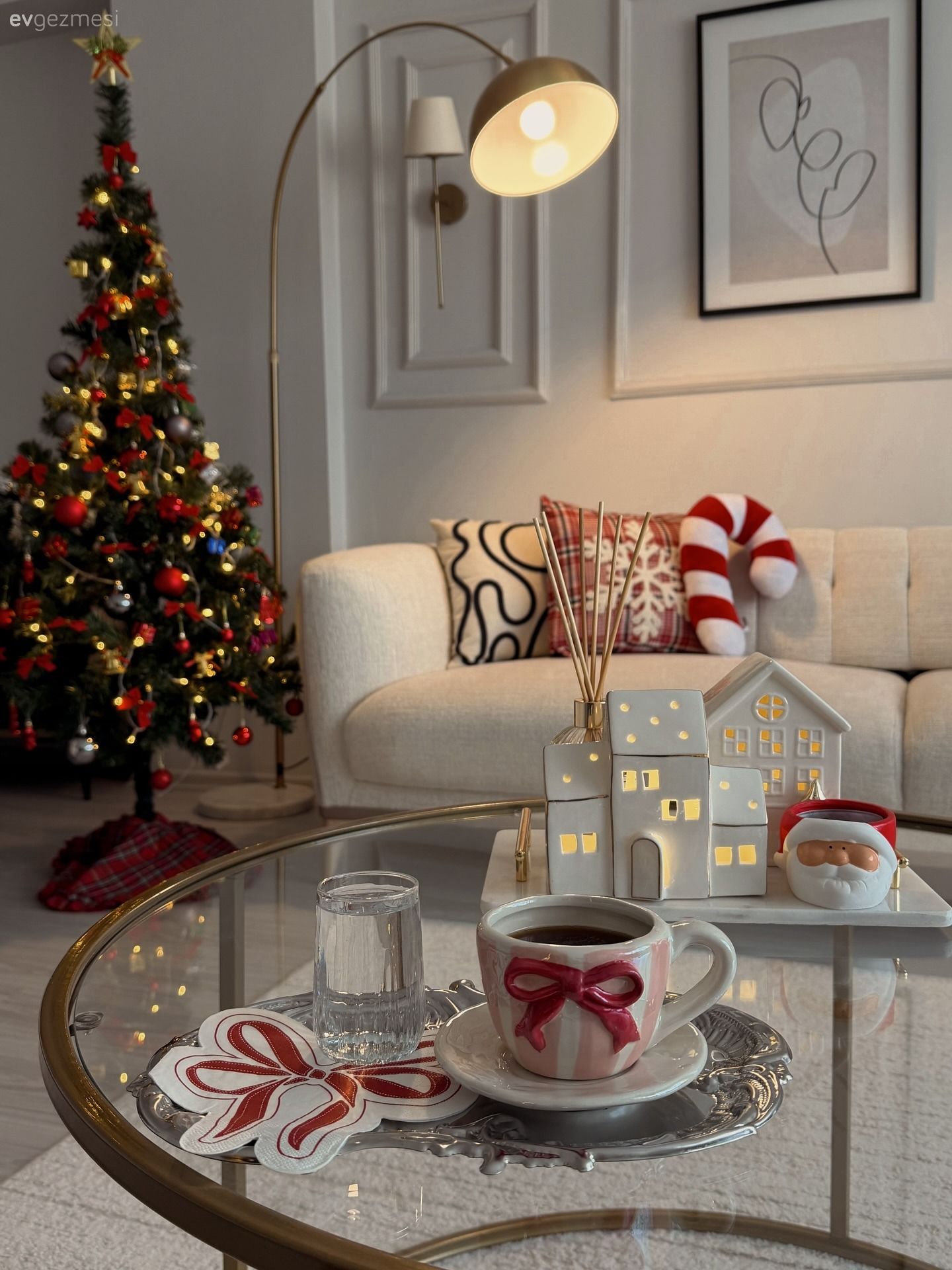 Bu Evlerin Hepsi Yeni Yılı Karşılamak İçin Hazır