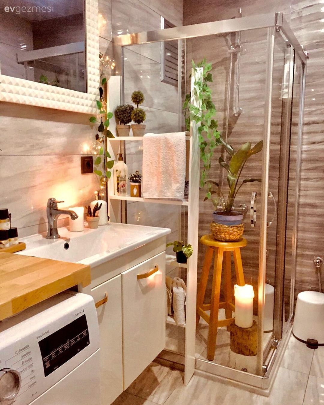 Banyo, Beyaz, Banyo dolabı, Banyo paspası, Duşakabin, Ev bitkisi, Bohem Dekorasyon, Banyo seramikleri