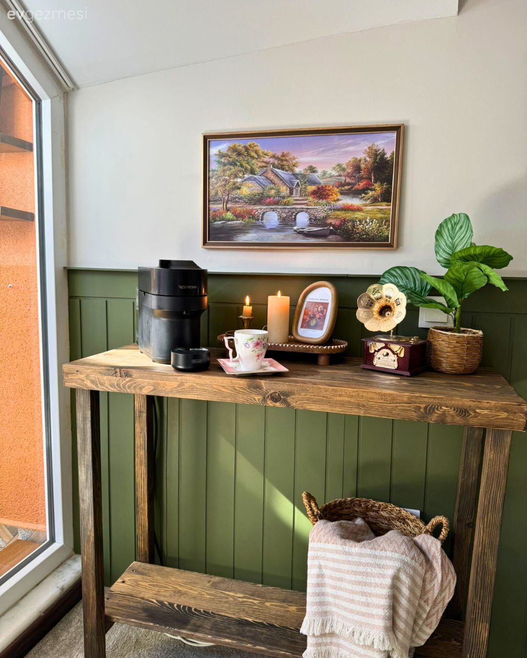 Bu Dubleks Evde Modern ve Country Esintiler Uyumla Buluşmuş