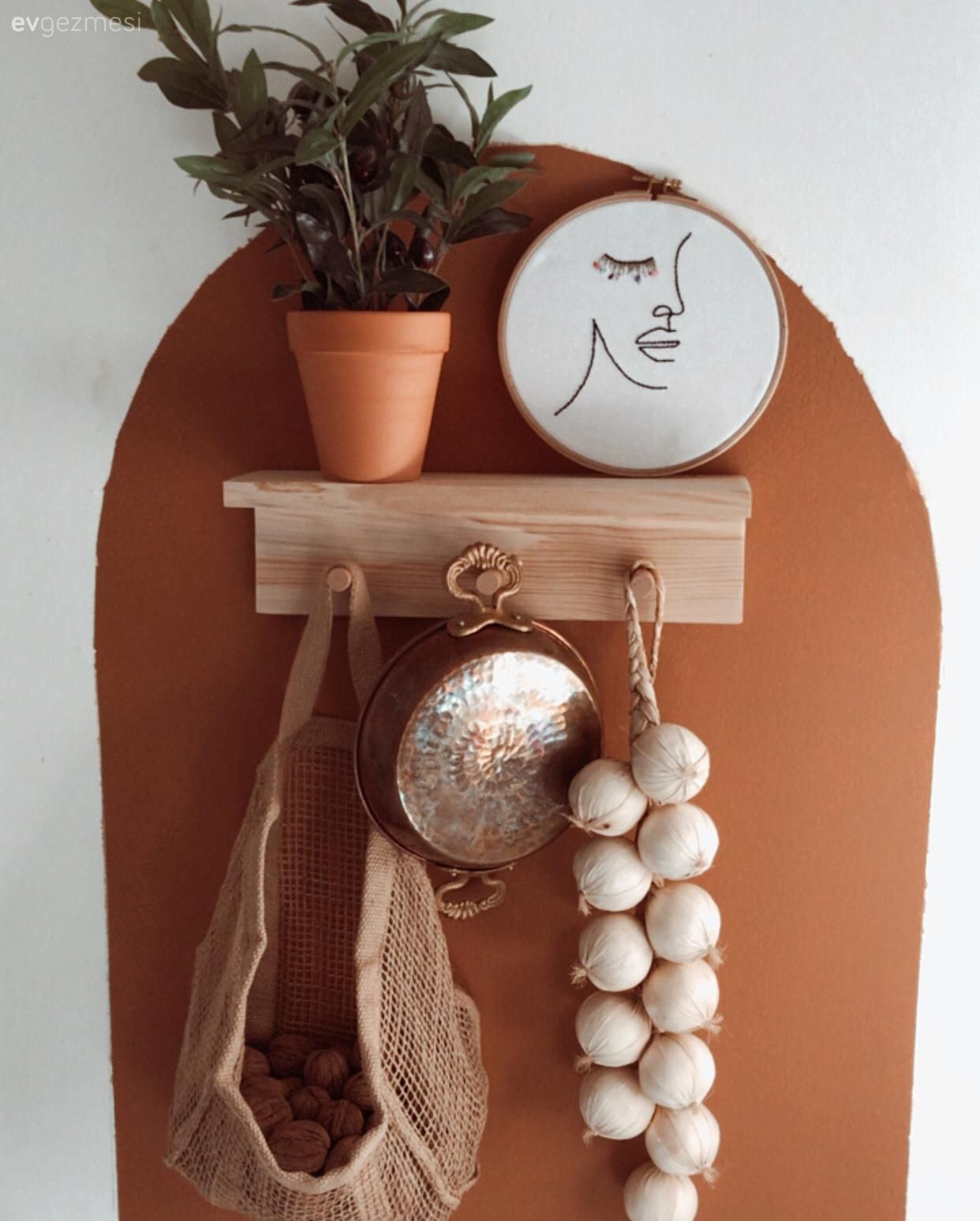 Turuncu duvar rengi, Mutfak duvar dekorasyonu