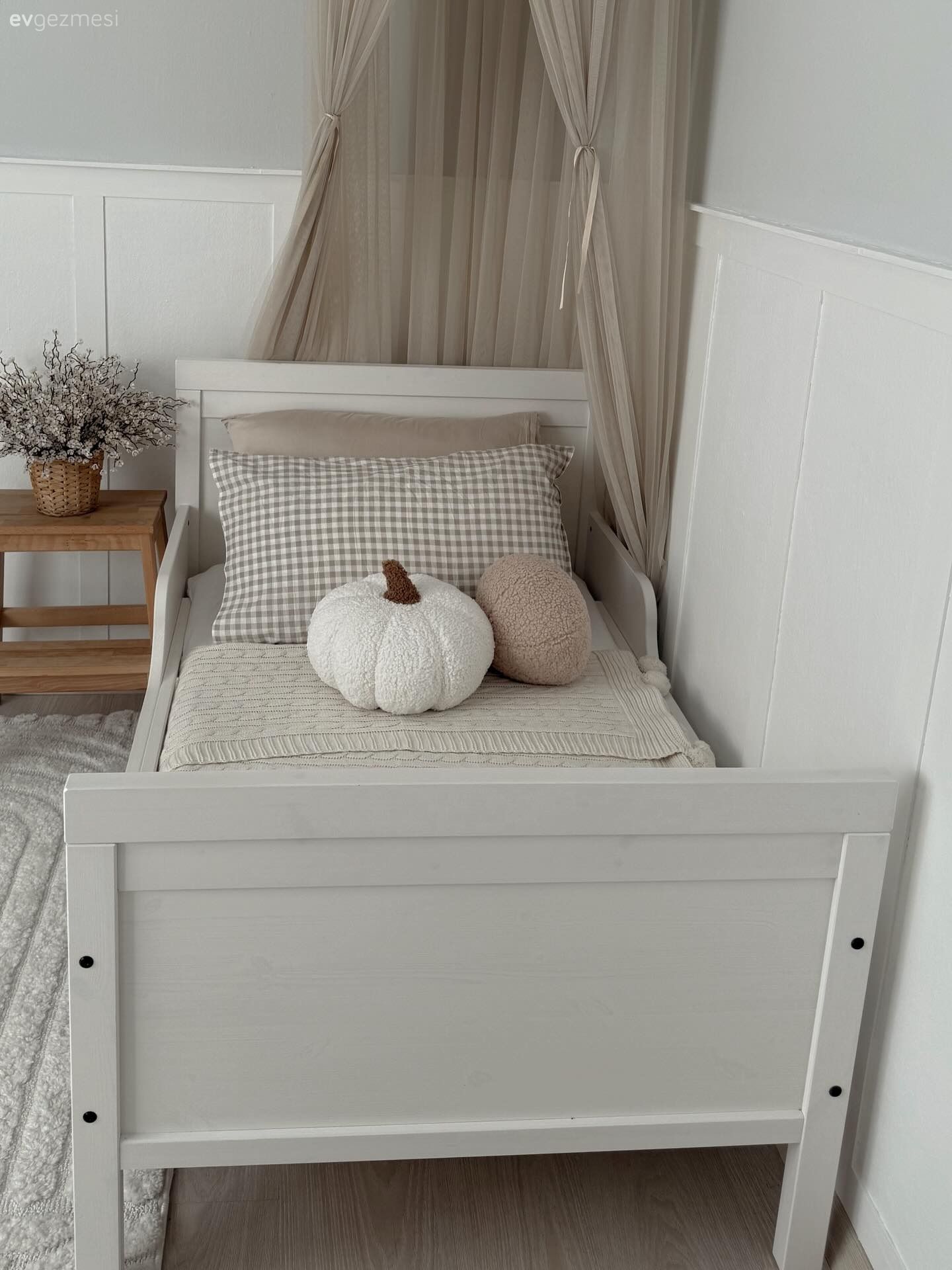 Ev Rize'de Ama Ruhu İskandinavlarda: Sadelikle Yoğrulmuş Dekor