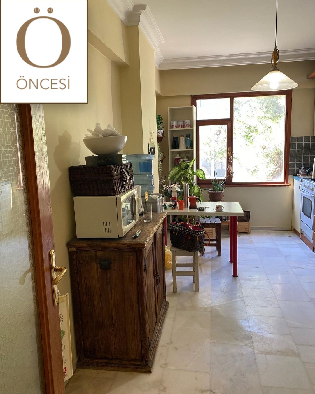 Bu Mutfak Sanki Boyanmamış Da Estetik Operasyon Geçirmiş