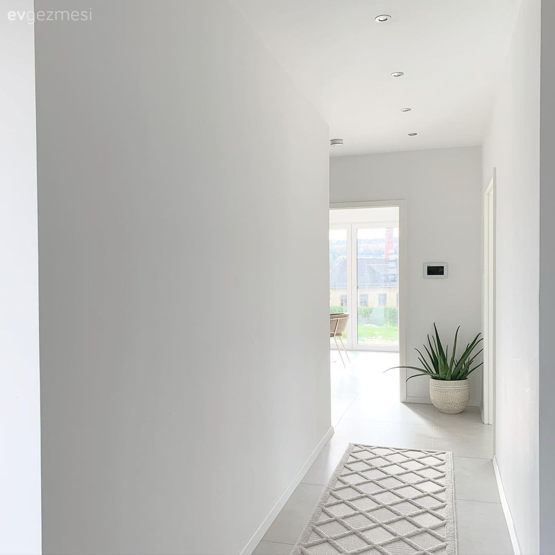 Ev Gezmesi: Her Ayrıntısında Minimalizme Atıf Yapan Bir Dekor