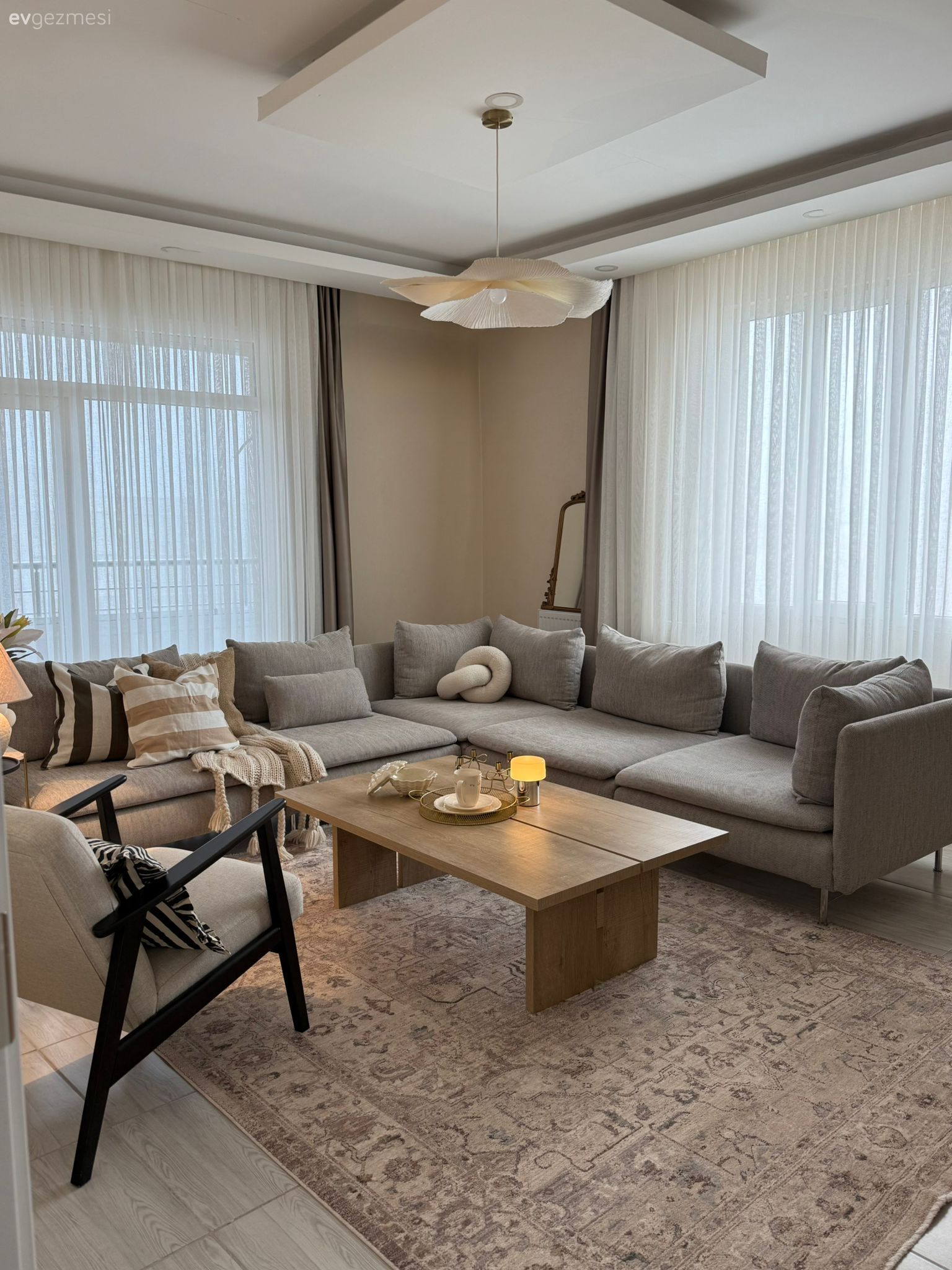 Batman'da İskandinav Ruhu: Uyumlu ve Sıcak Bir Dekor