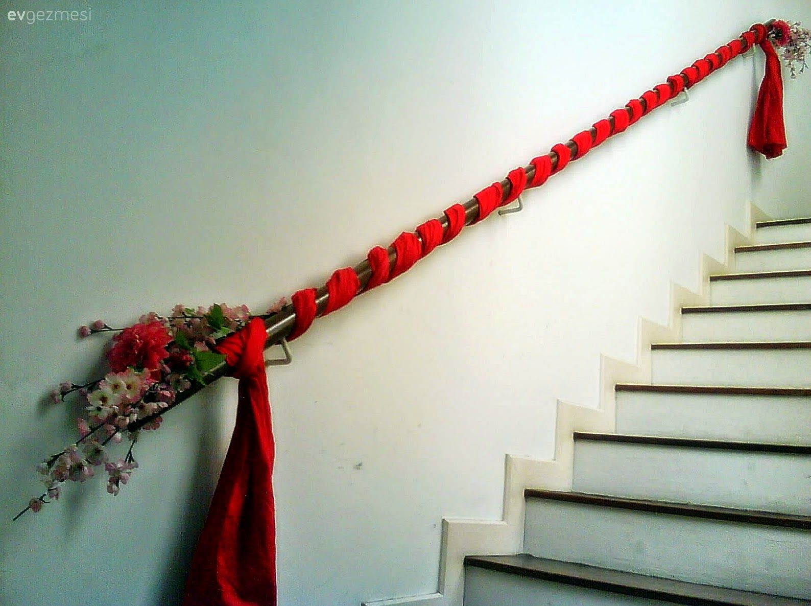 Yeni Yıla Sıcak Karşılama: Birbirinden Keyifli Yılbaşı Dekorasyonları