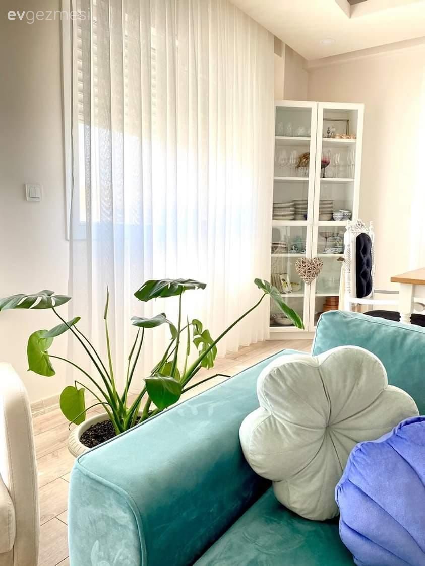 Bu İzmir Evinde Mavinin Enerjisi Kendini Hemen Hissettiriyor!