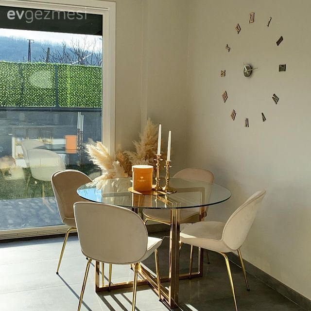 Sitemizde Yayınlanan Evlerden  40+ Mutfak Masası Örneği