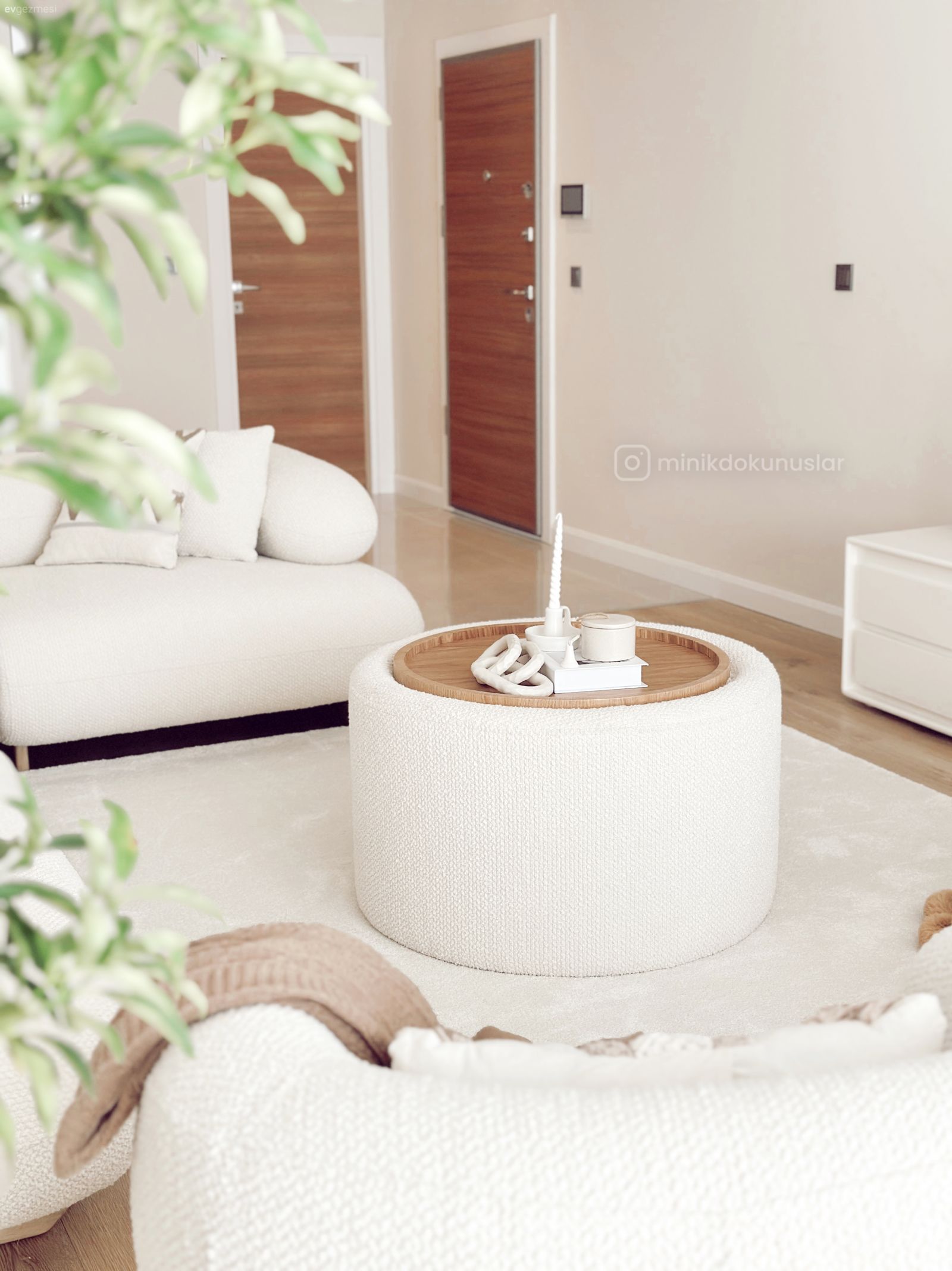 Salonundan Balkona Aynı Çizgiyi Koruyan Bursa Evi!