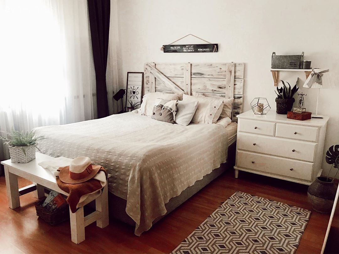 Retroyu Çok Seven Bu İzmir Evinde Enerji Hep Pozitif!