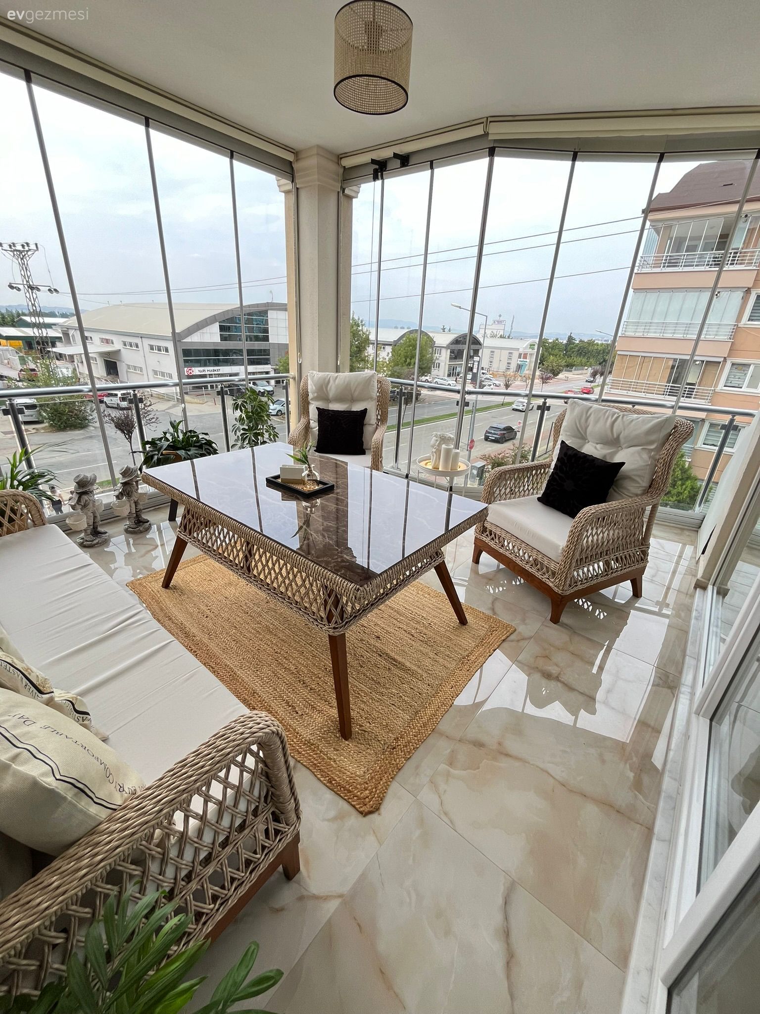 Farklı Tarzlardan Birer Tutam Alan Bursa Evi!