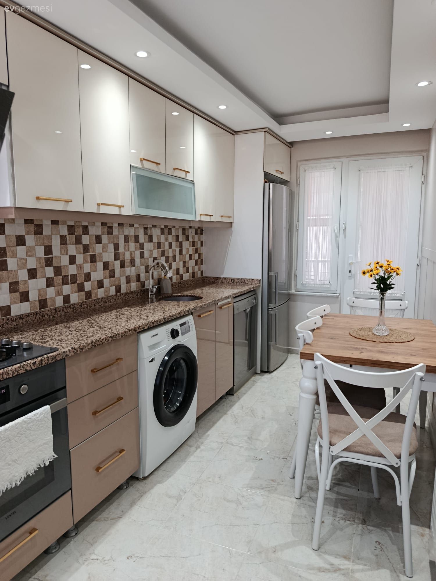 Mutfak sandalyesi, Mutfak masası, Vizon, Mutfak tülü, Mutfak perdesi